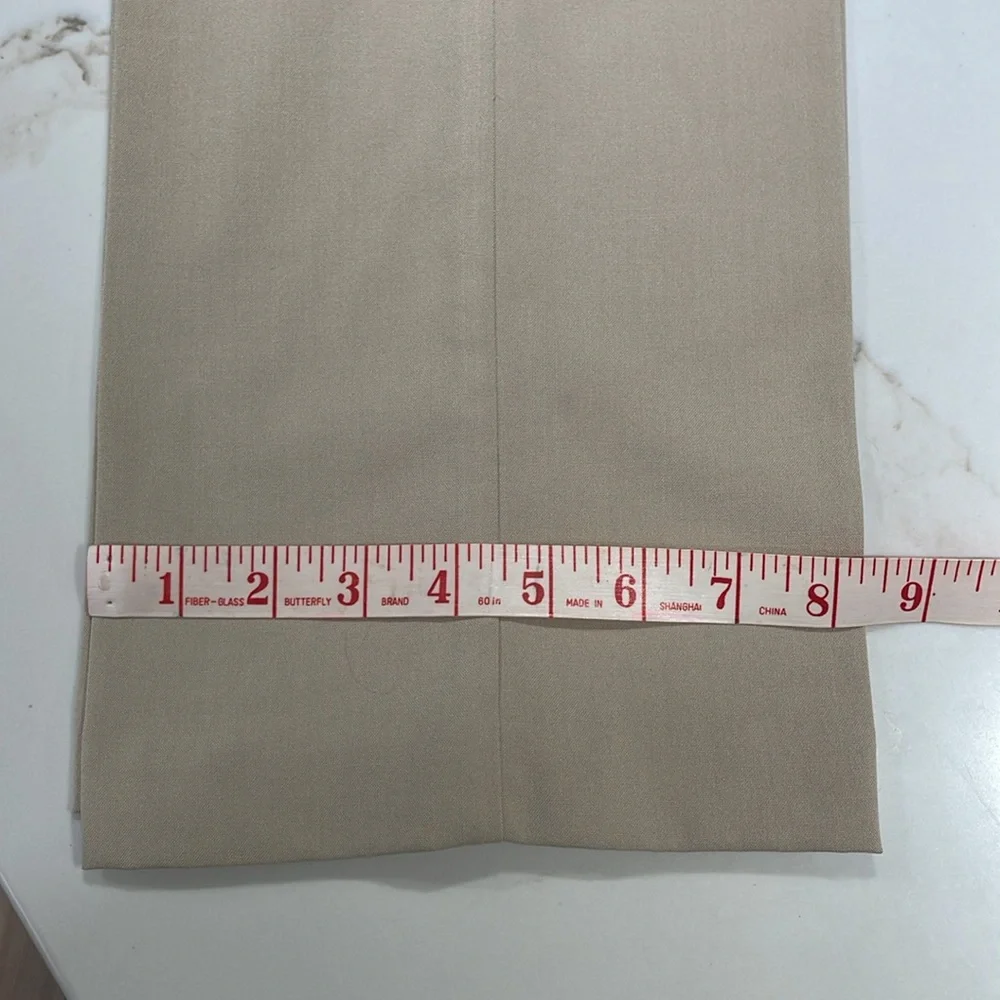 🥳🥳 📦 CHICOS Dress Slacks, light khaki color, Size 1(12) - Picture 5 of 8